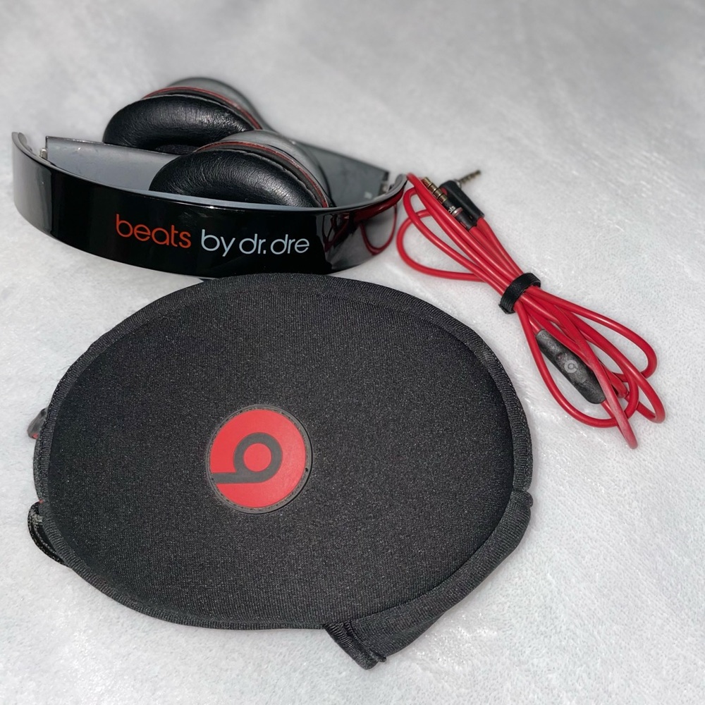 Dr. Dre solo headphones wired